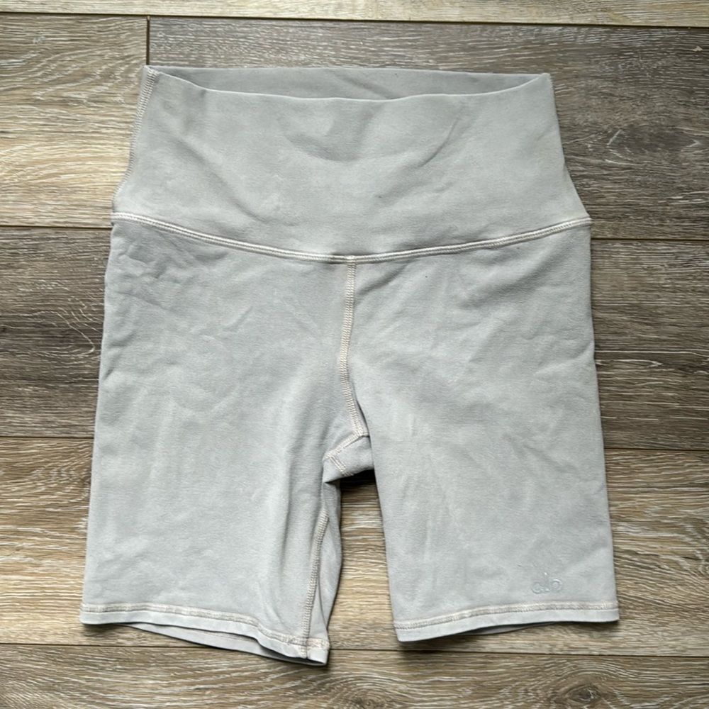 All Yoga Biker Shorts, light gray